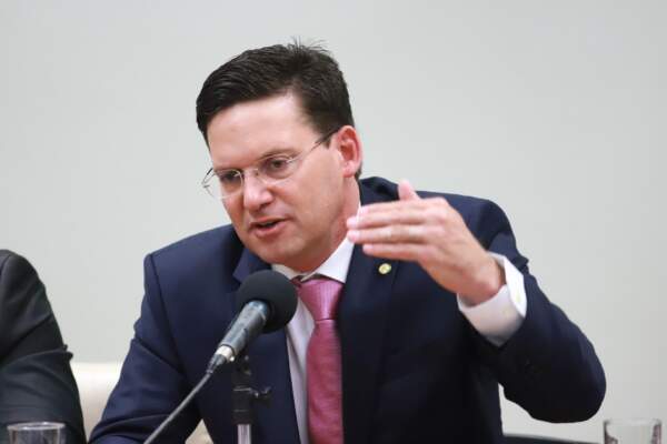 deputado-joao-roma-prb-ba-relator-da-reforma-tributaria-na-ccj-1557936557858_v2_1920x1279
